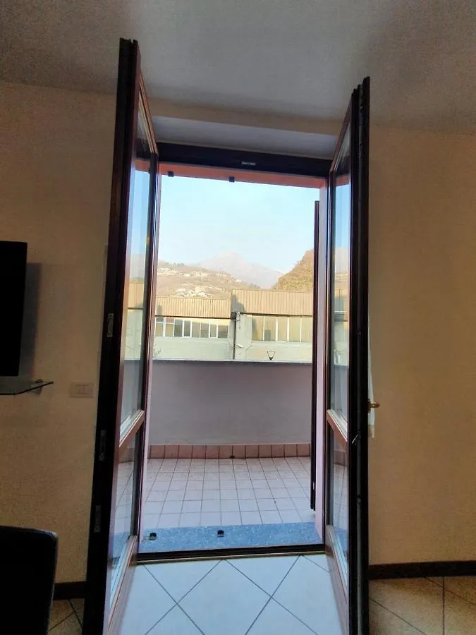 La Casa Nel Vento Apartment Dervio 0*,  Italy